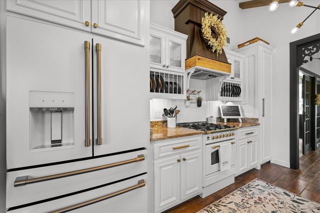 730 Ruby Lane, Walhalla, SC 29691