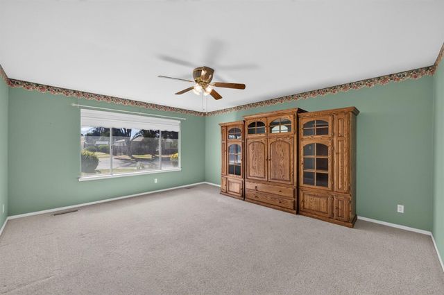 6594 N Woodrow Ave, Fresno, CA 93710