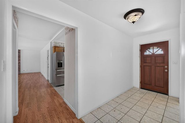 6594 N Woodrow Ave, Fresno, CA 93710