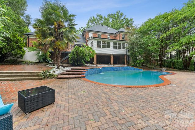 2814 Winding Oak Drive, Charlotte, NC 28270