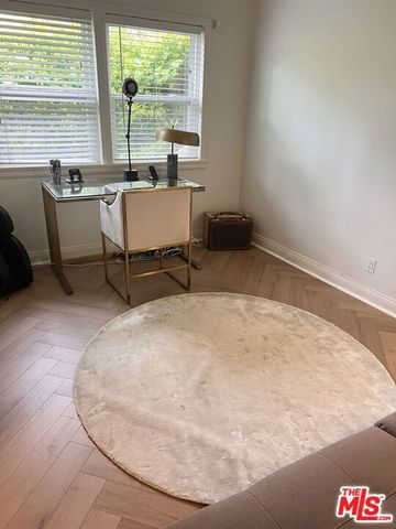 11570 W Sunset Boulevard, Los Angeles, CA 90049