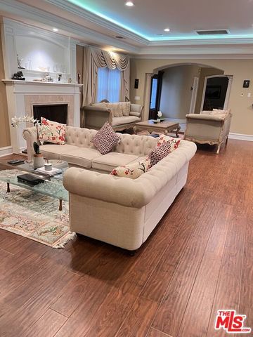 11570 W Sunset Boulevard, Los Angeles, CA 90049