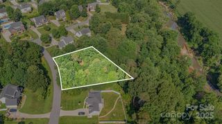 4985 Timber Valley Lane, Hickory, NC 28602