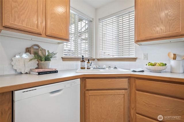 6716 135th Street Ct E, Puyallup, WA 98373