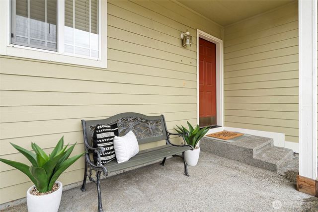 6716 135th Street Ct E, Puyallup, WA 98373