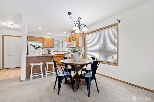 6716 135th Street Ct E, Puyallup, WA 98373