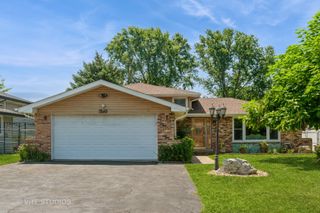 7849 W 101st Street, Palos Hills, IL 60465