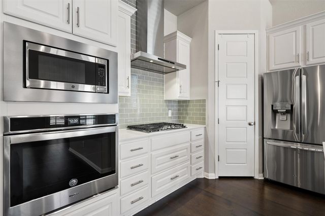 2909 Zelma DR, Cedar Park, TX 78613