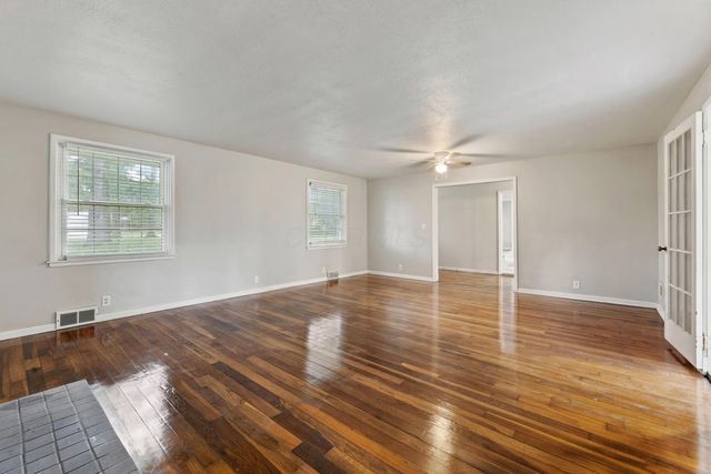 312 James Road, Gahanna, OH 43230