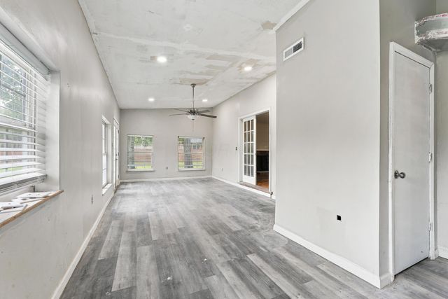 312 James Road, Gahanna, OH 43230