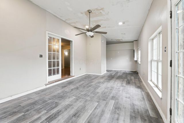 312 James Road, Gahanna, OH 43230