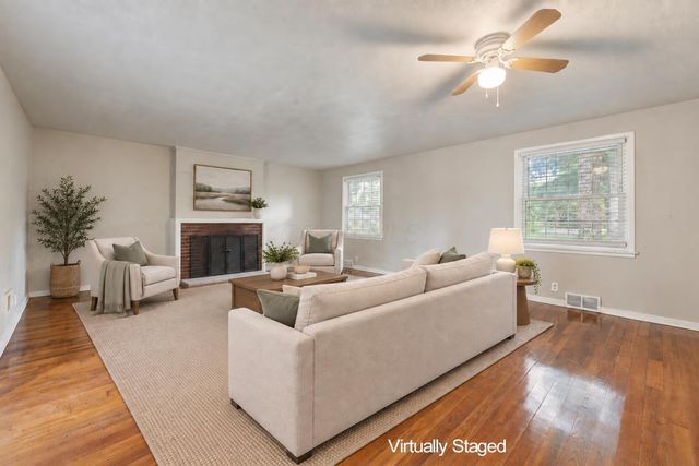 312 James Road, Gahanna, OH 43230