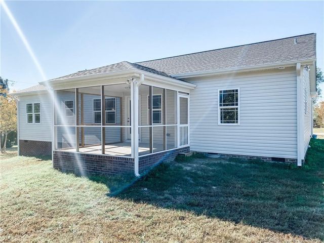 2935 Cornell Drive, Sanford, NC 27332