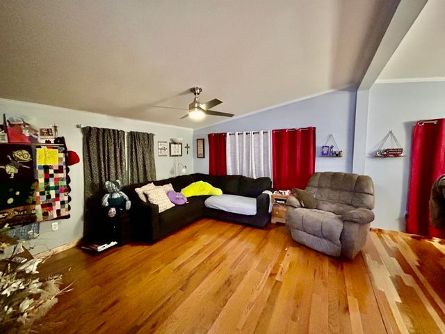 19941 ROBB CT, Boonville, MO 65233