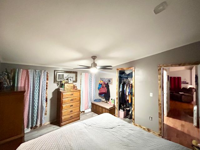 19941 ROBB CT, Boonville, MO 65233