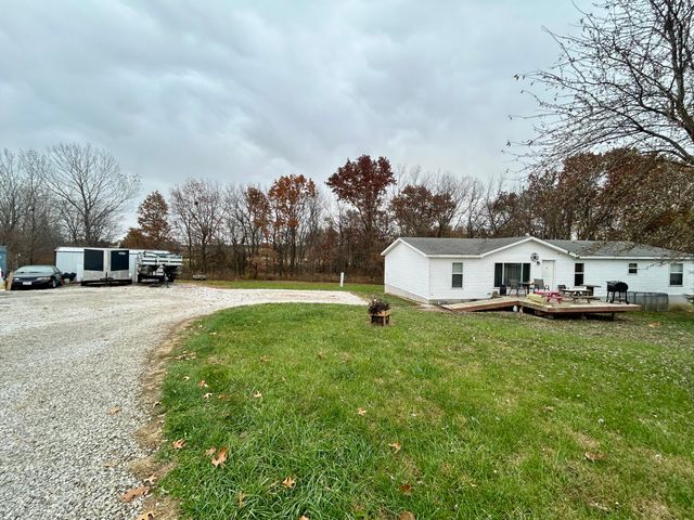 19941 ROBB CT, Boonville, MO 65233