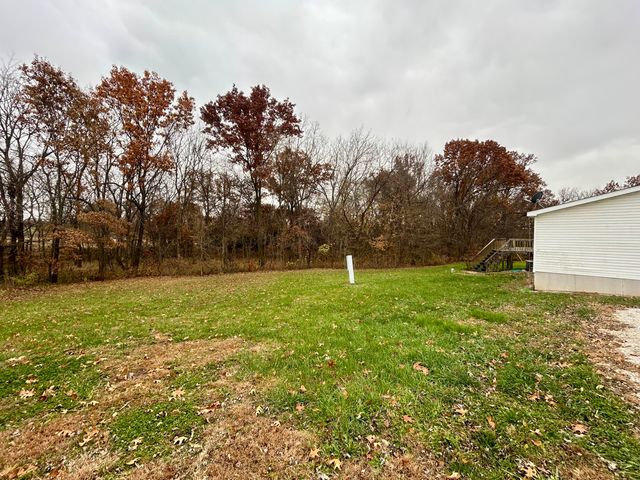 19941 ROBB CT, Boonville, MO 65233