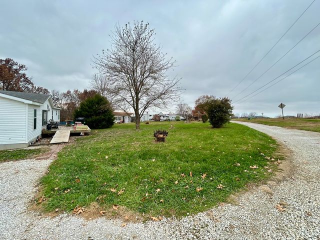 19941 ROBB CT, Boonville, MO 65233