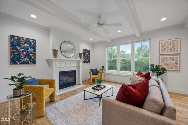 410 Wyndham Drive, Chapel Hill, NC 27516