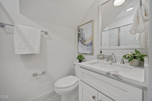 410 Wyndham Drive, Chapel Hill, NC 27516