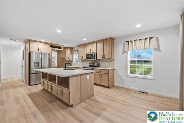 3987 Hastings Road, Lehigh Twp, PA 18088