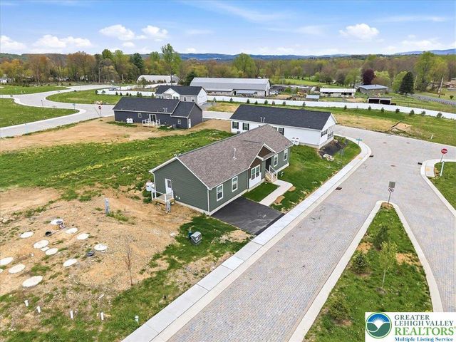 3987 Hastings Road, Lehigh Twp, PA 18088
