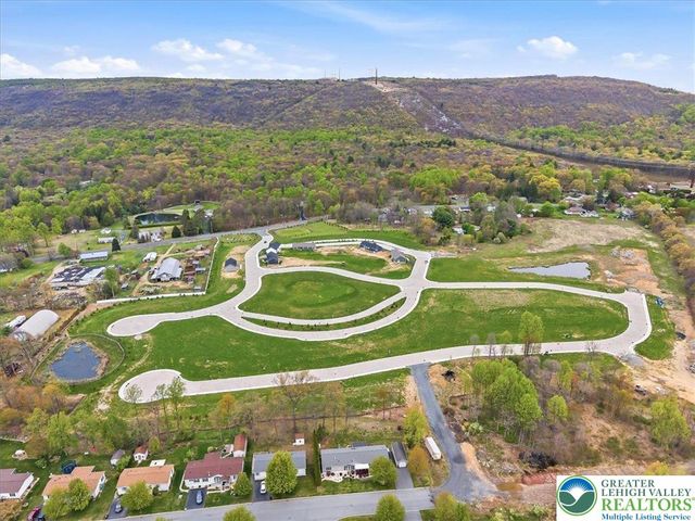 3987 Hastings Road, Lehigh Twp, PA 18088
