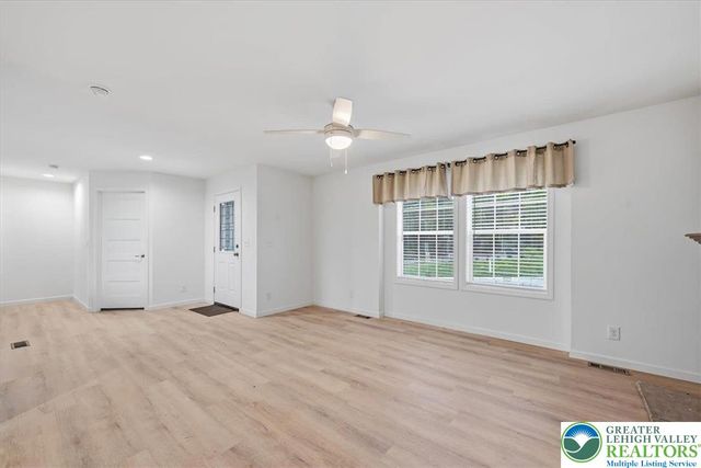 3987 Hastings Road, Lehigh Twp, PA 18088