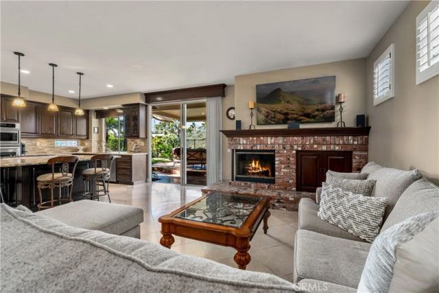 823 S Cottontail, Anaheim Hills, CA 92808