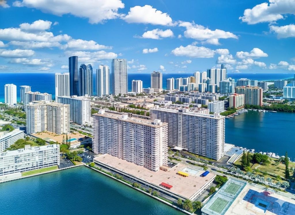 Image 1 of property listing at 251 174th St 2012, Sunny Isles Beach, FL 33160