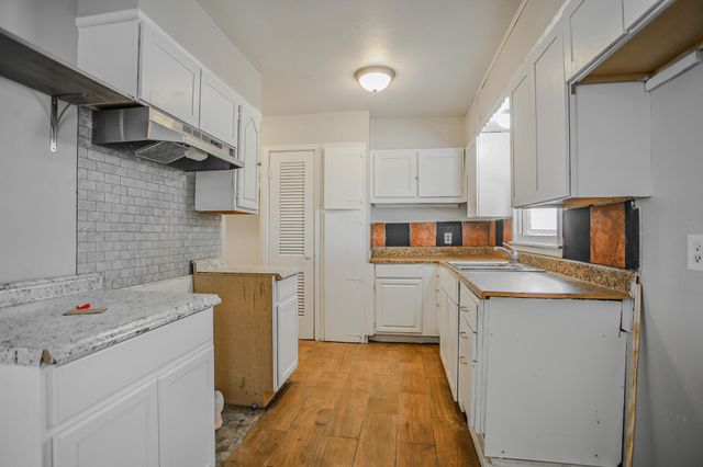 2641 E Baylor Street, Lubbock, TX 79403