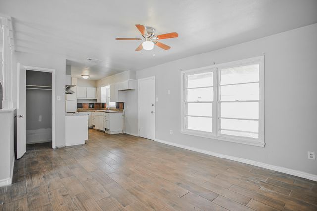 2641 E Baylor Street, Lubbock, TX 79403