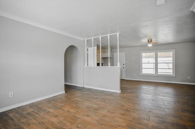 2641 E Baylor Street, Lubbock, TX 79403