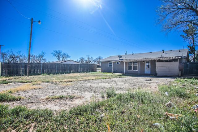 2641 E Baylor Street, Lubbock, TX 79403