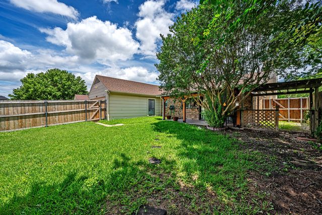 2813 Naples Drive, Garland, TX 75040