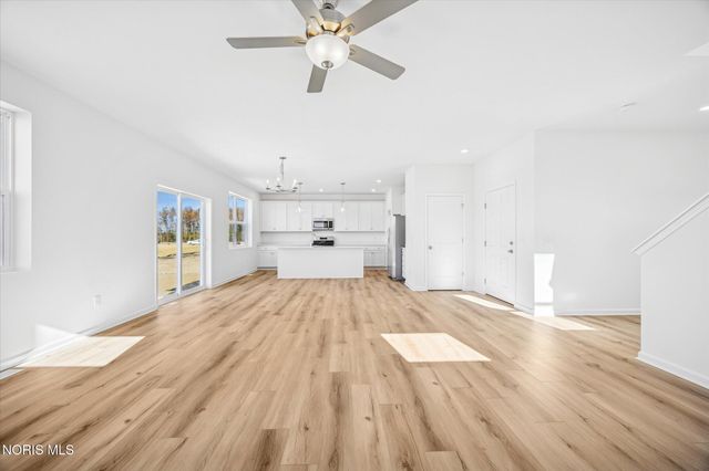 131 Valley Hall Drive, Perrysburg, OH 43551