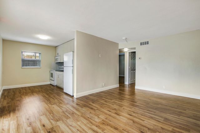 593 PALMETTO Drive 1, West Palm Beach, FL 33403