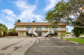 593 PALMETTO Drive 1, West Palm Beach, FL 33403