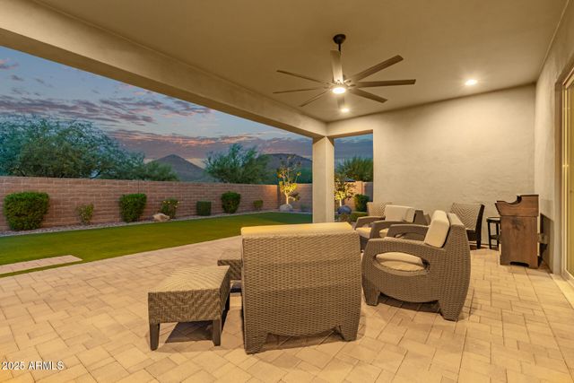 13196 W Woodstock Road, Peoria, AZ 85383