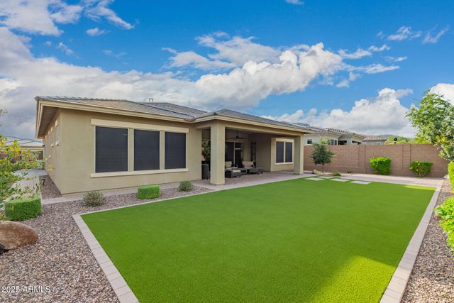 13196 W Woodstock Road, Peoria, AZ 85383