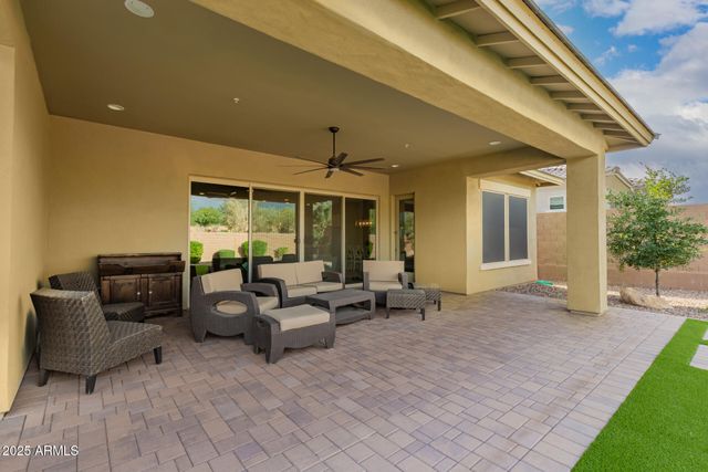 13196 W Woodstock Road, Peoria, AZ 85383