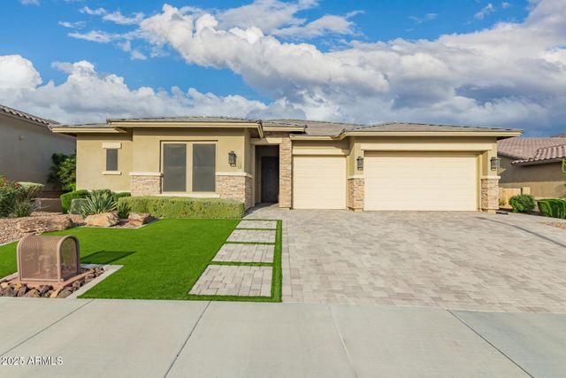 13196 W Woodstock Road, Peoria, AZ 85383