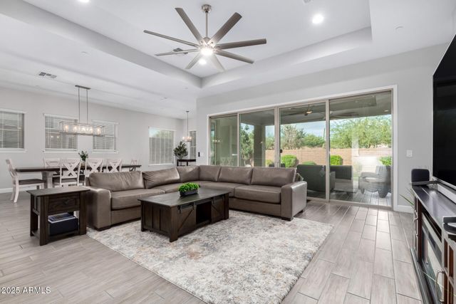 13196 W Woodstock Road, Peoria, AZ 85383