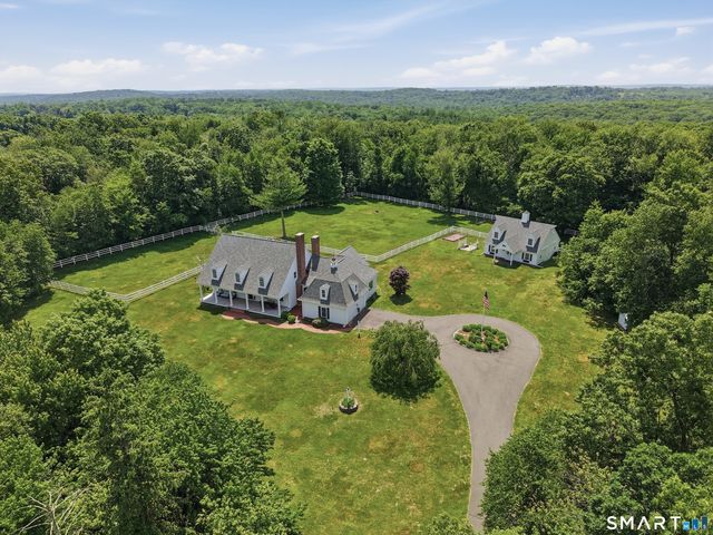 395 Sperry Road, Bethany, CT 06524