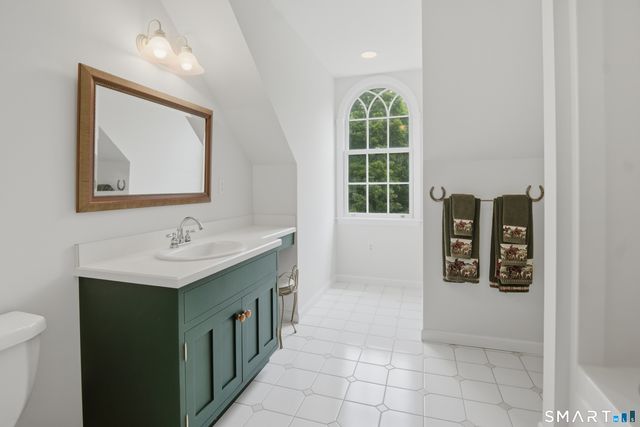 395 Sperry Road, Bethany, CT 06524