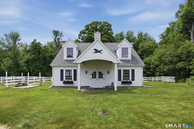 395 Sperry Road, Bethany, CT 06524