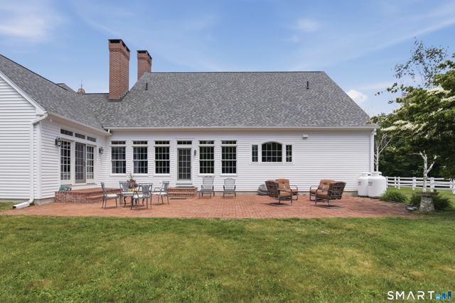 395 Sperry Road, Bethany, CT 06524