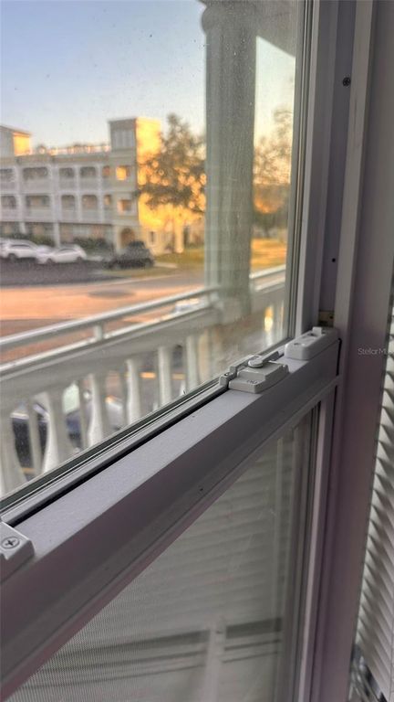 Image 4 of property listing at 2330 ECUADORIAN WAY 32, Clearwater, FL 33763