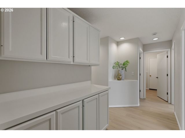 17715 Nw ANASTASIA Dr, Portland, OR 97229