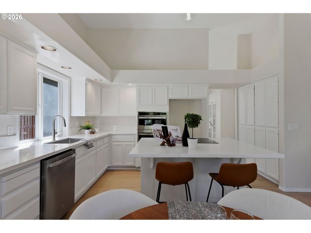 17715 Nw ANASTASIA Dr, Portland, OR 97229